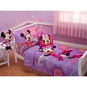 Baby, Childrens, Toddler 4 Piece Bedding Set (Minnie Mouse)