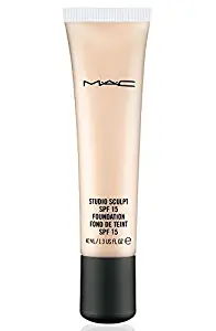 MAC Studio Sculpt SPF 15 Foundation NC30