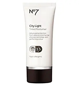 No7 City Light Tinted Moisturiser - Moisturiser Fair